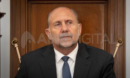 El gobernador Omar Perotti habló luego del acto de firma de convenios con el Poder Judicial y de la licitación de los Tribunales de Casilda. El gobernador Omar Perotti habló luego del acto de firma de convenios con el Poder Judicial y de la licitación de los Tribunales de Casilda.