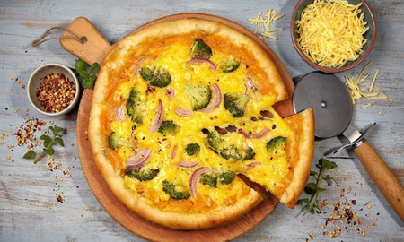 como cocinar una pizza orginal y sencilla con masa de calabaza como cocinar una pizza orginal y sencilla con masa de calabaza