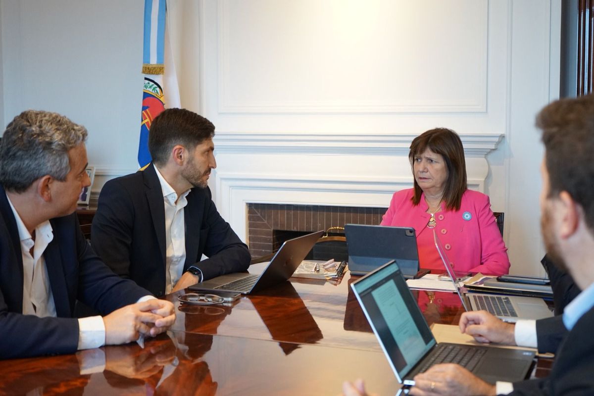 Pablo Javkin, Maximiliano Pullaro y Patricia Bullrich en la reunión de Seguridad. Pablo Javkin, Maximiliano Pullaro y Patricia Bullrich en la reunión de Seguridad.