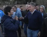 Un grave episodio de vulneración a la libertad de prensa se registró en la localidad de Margarita Belén, Chaco, cuando el periodista Fernando Ojeda fue detenido de forma arbitraria tras intentar realizarle una pregunta al gobernador Leandro Zdero. Un grave episodio de vulneración a la libertad de prensa se registró en la localidad de Margarita Belén, Chaco, cuando el periodista Fernando Ojeda fue detenido de forma arbitraria tras intentar realizarle una pregunta al gobernador Leandro Zdero.