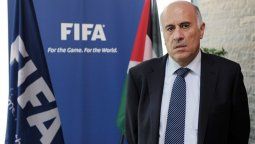 Sancionado por FIFA al pedir que quemen camisetas de Messi Sancionado por FIFA al pedir que quemen camisetas de Messi