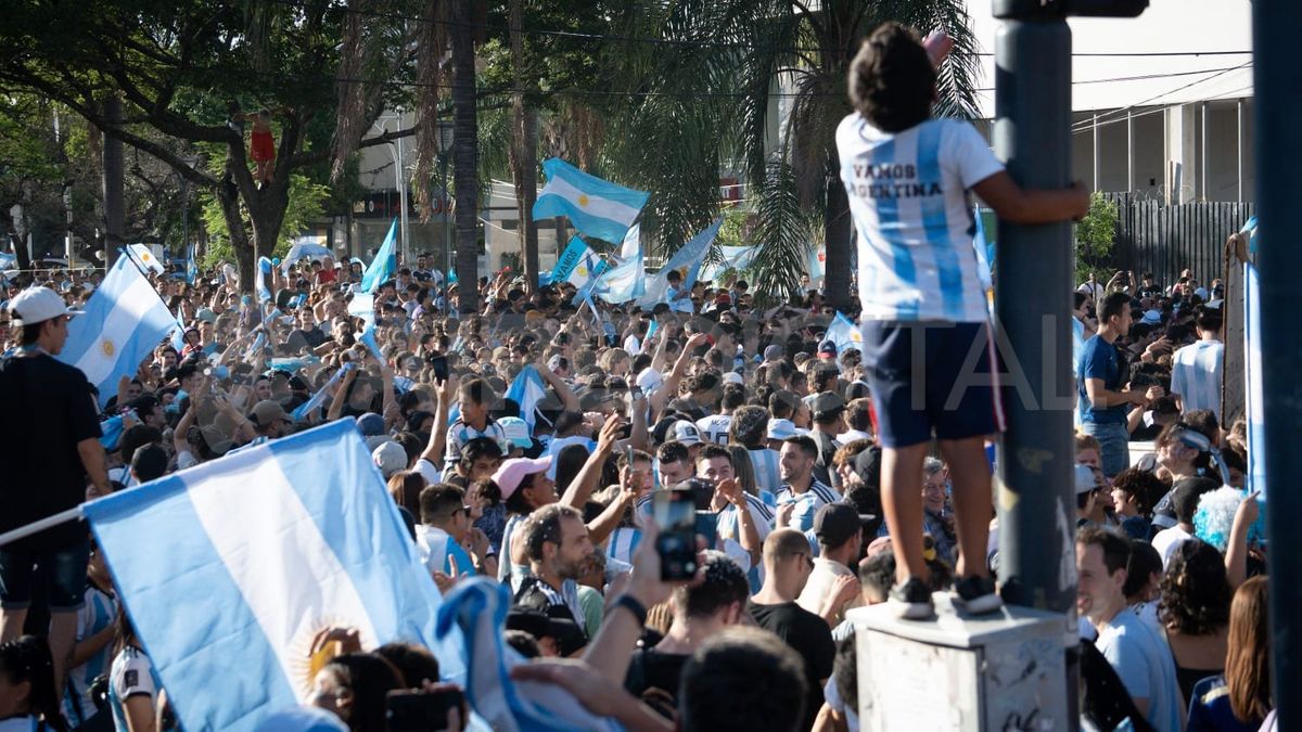 El Fan Fest del Molino recibió a los santafesinos en la nueva cita mundialista de Argentina. Tras el triunfo