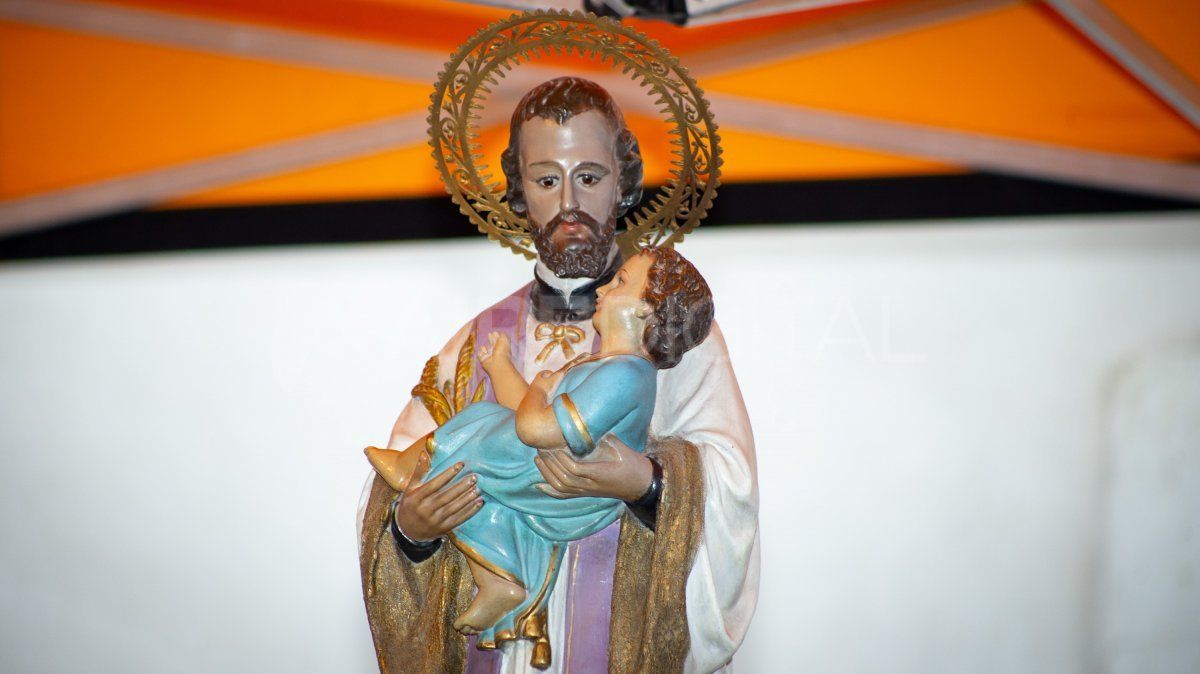 La parroquia de San Cayetano permanece abierta para las 10 misas programadas