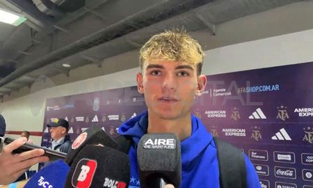 Nico Paz destacó en AIRE a la hinchada de la Selección Argentina tras la goleada ante Bolivia. Nico Paz destacó en AIRE a la hinchada de la Selección Argentina tras la goleada ante Bolivia.