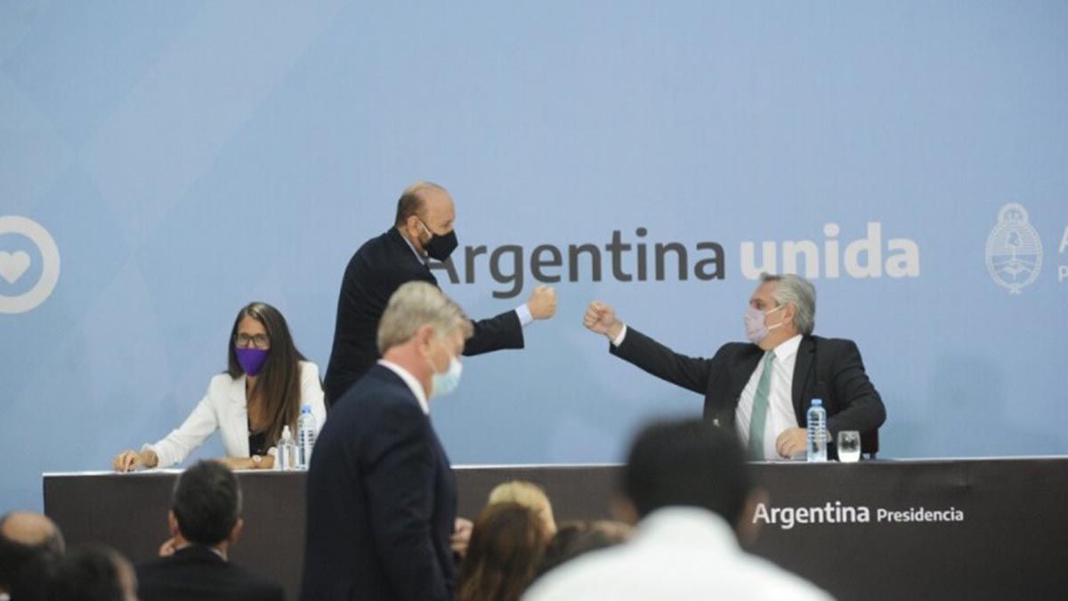 La Nación le pidió a Insfrán que haga cambios y le prometió apoyo.