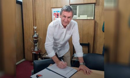 Víctor Godano habló sobre la situación de Colón en la Primera Nacional, a tres fechas de que finalice el certamen. Víctor Godano habló sobre la situación de Colón en la Primera Nacional, a tres fechas de que finalice el certamen.