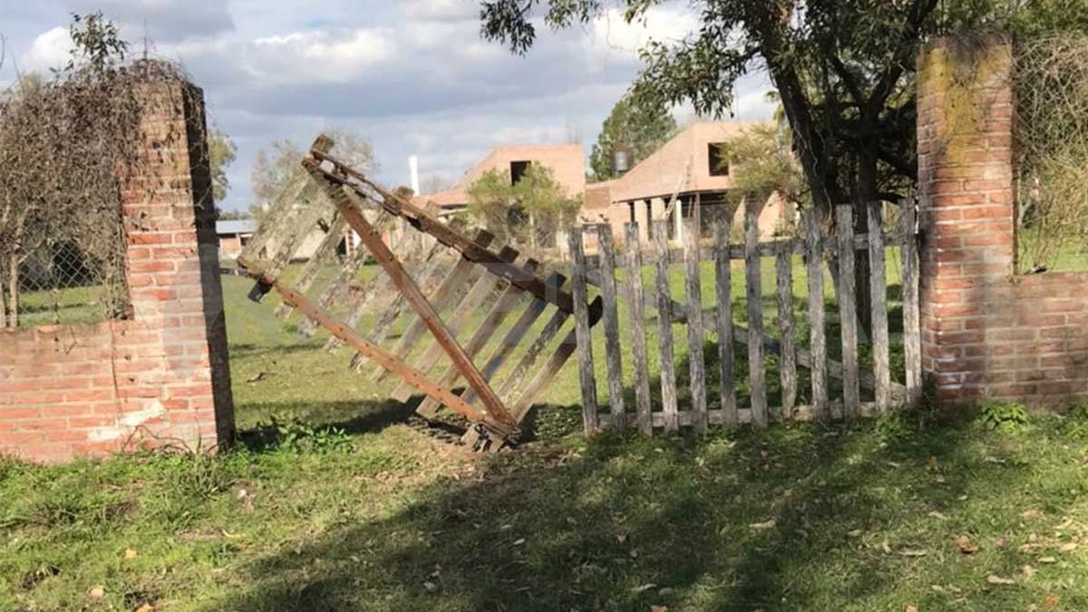 Sofía radicó la denuncia en la Comisaría N° 14 luego de que los policías que se acercaron a la casa en las horas posteriores al robo le recomendaran que Investigue y busque por su lado para encontrar las aberturas