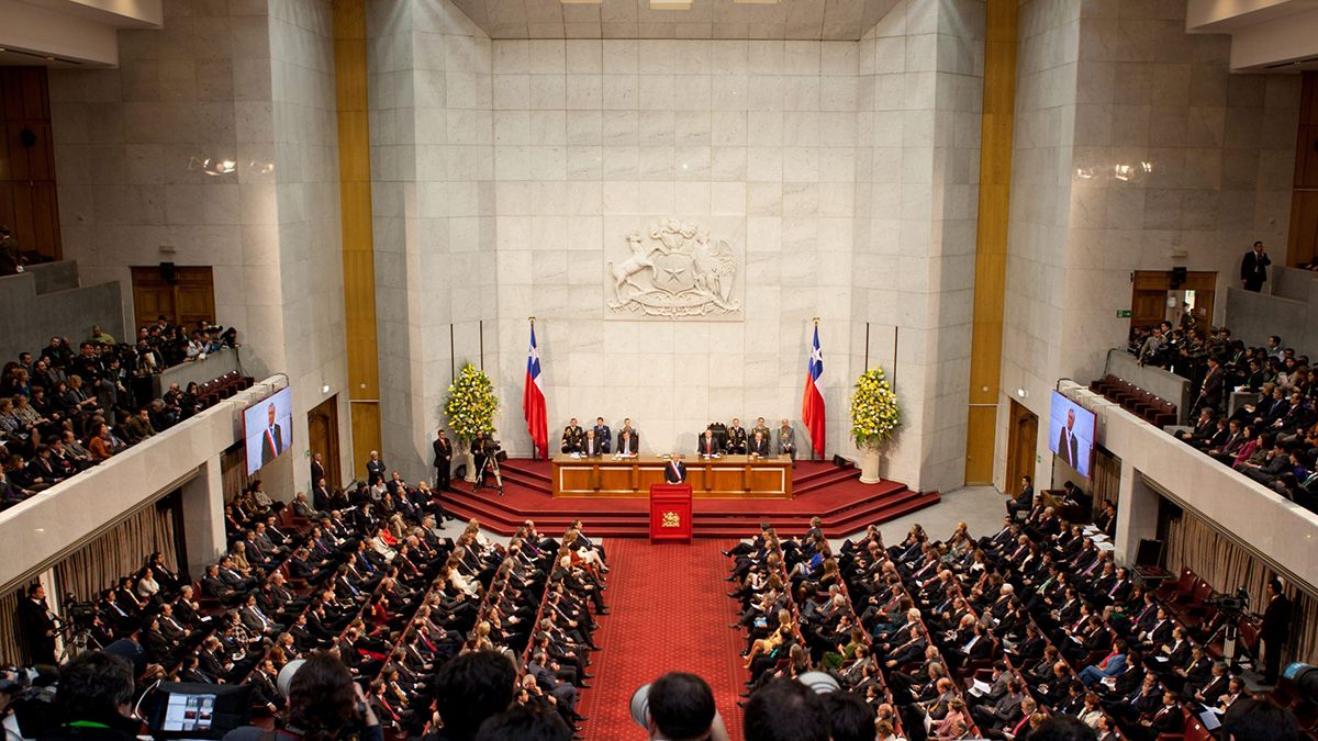 El Congreso de Chile aprobó extender por novena vez el estado de emergencia.