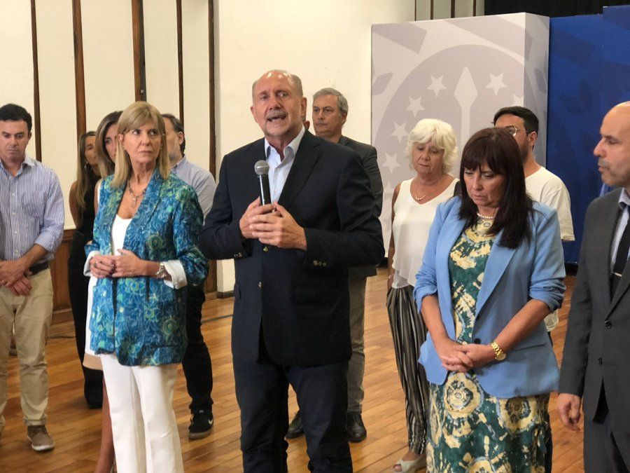 Luego de la última reunión de la Junta de Seguridad en Rosario, el gobernador Omar Perotti cuestionó los dichos de Aníbal Fernández que dijo que en Rosario habían ganado los narcos.