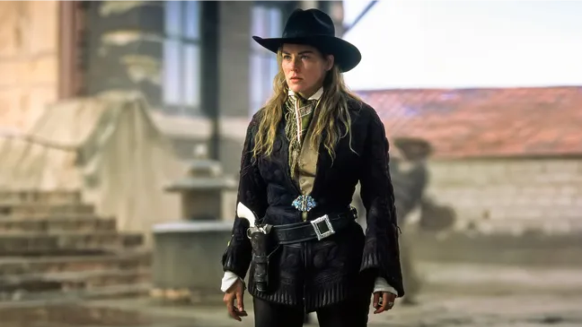 La protagonista enfrenta duelo tras duelo en esta película de Netflix que combina acción intensa, venganza personal y estética del western clásico.