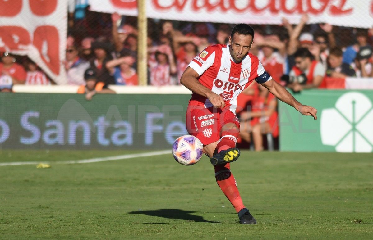 Qué dijo Claudio Corvalán sobre la salida de Gustavo Munúa de Unión