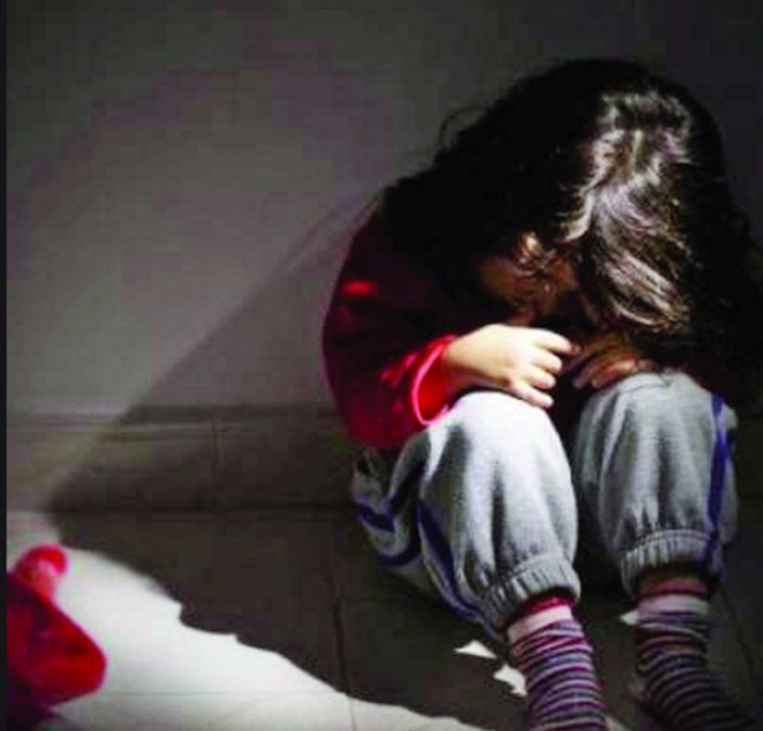 Internaron a nena de 3 años con signos de maltrato y abuso sexual: detuvieron a sus tíos