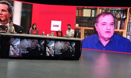 Gustavo Perednik, amigo de Alberto Nisman, contó en AIRE que recibió un email del fiscal antes de que lo hallaran sin vida. Gustavo Perednik, amigo de Alberto Nisman, contó en AIRE que recibió un email del fiscal antes de que lo hallaran sin vida.