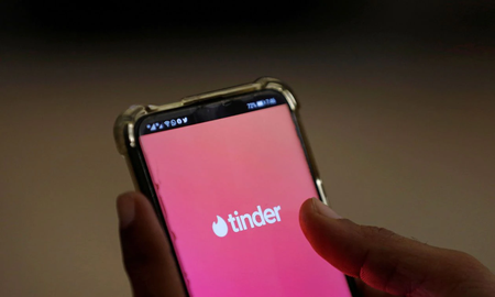 Irán aprueba el uso de un Tinder islámico para ayudar a jóvenes a comprometerse Irán aprueba el uso de un Tinder islámico para ayudar a jóvenes a comprometerse