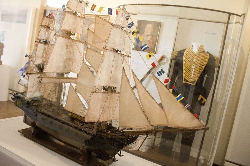 Réplica de su fragata "Hércules", que se puede visitar en el Instituto Nacional Browniano.