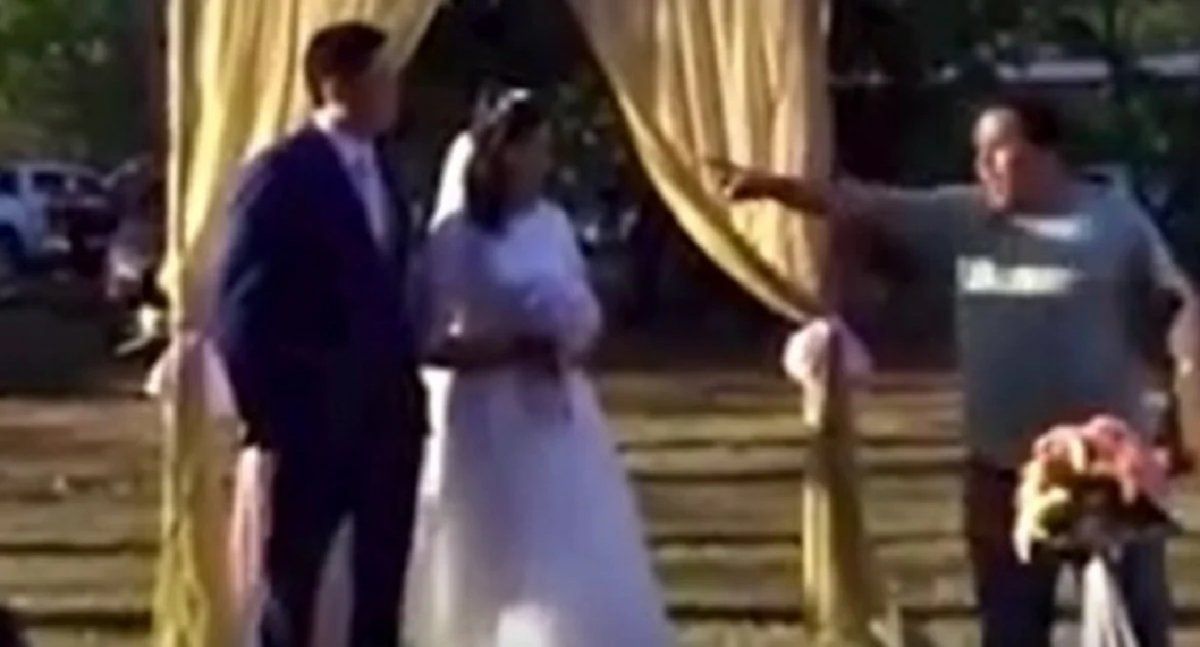 Frenó todo un casamiento y enfrentó a su ex yerno: ¡Aquí no hay boda!