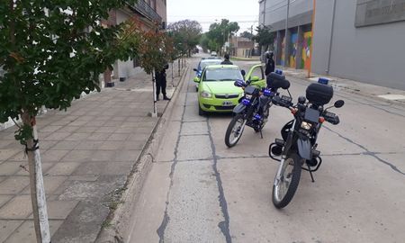 Los hombres se trasladaban a bordo de un remís, propiedad de la hermana del chofer Los hombres se trasladaban a bordo de un remís, propiedad de la hermana del chofer