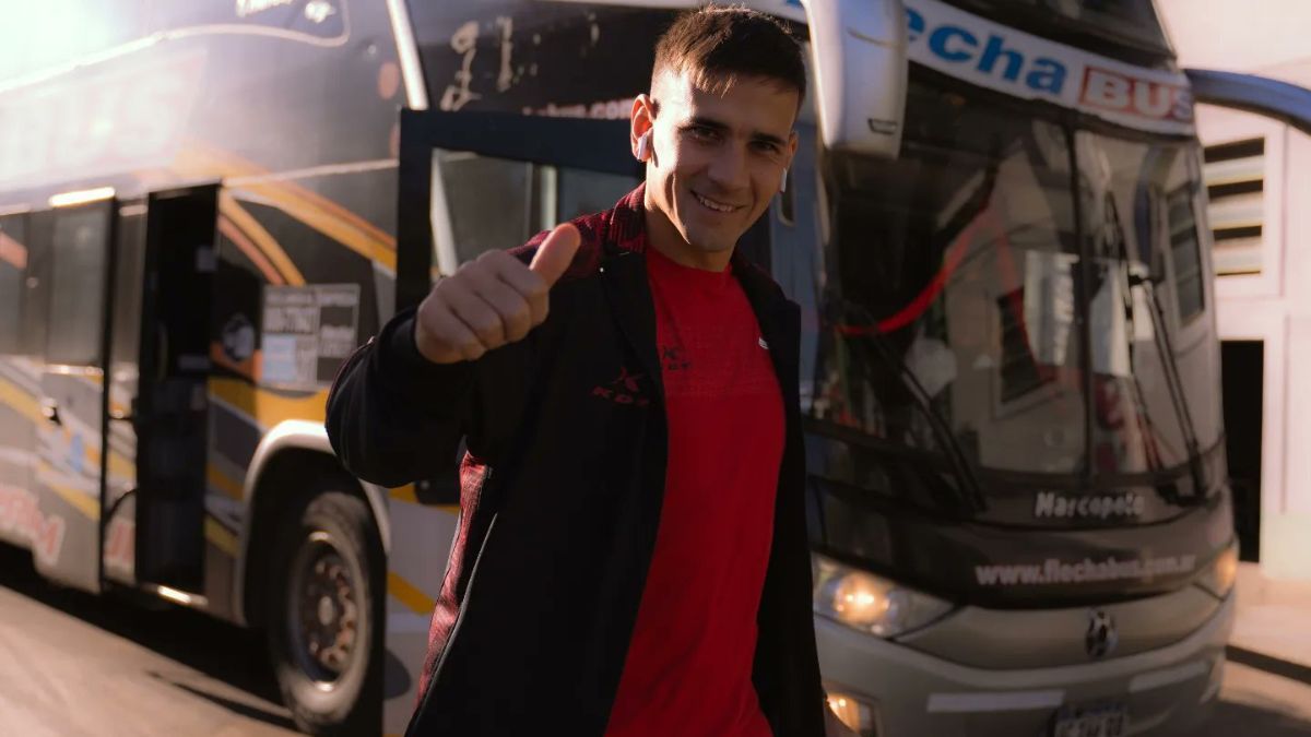 Colón ya está en Junín para enfrentar a Los Andes.