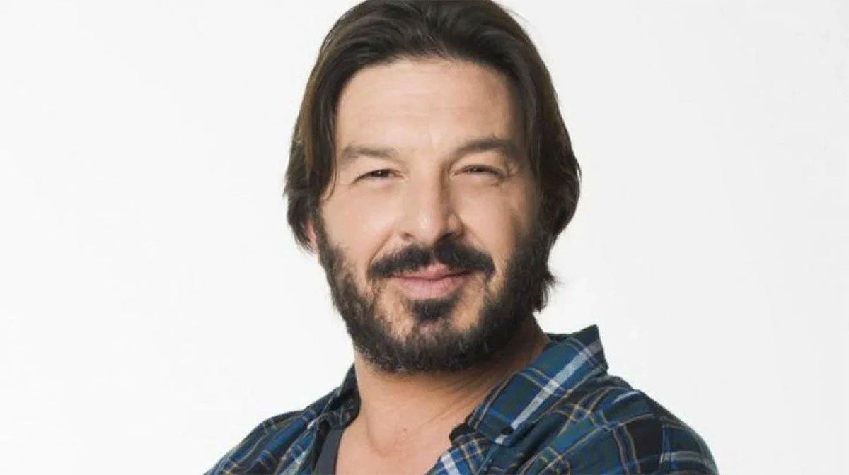 Damián De Santo cuestionó la vacunación en el país. 