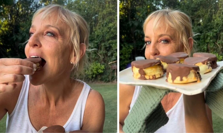 Alfajores helados en 3 pasos y con 3 ingredientes: la receta express de Jimena Monteverde. Alfajores helados en 3 pasos y con 3 ingredientes: la receta express de Jimena Monteverde.