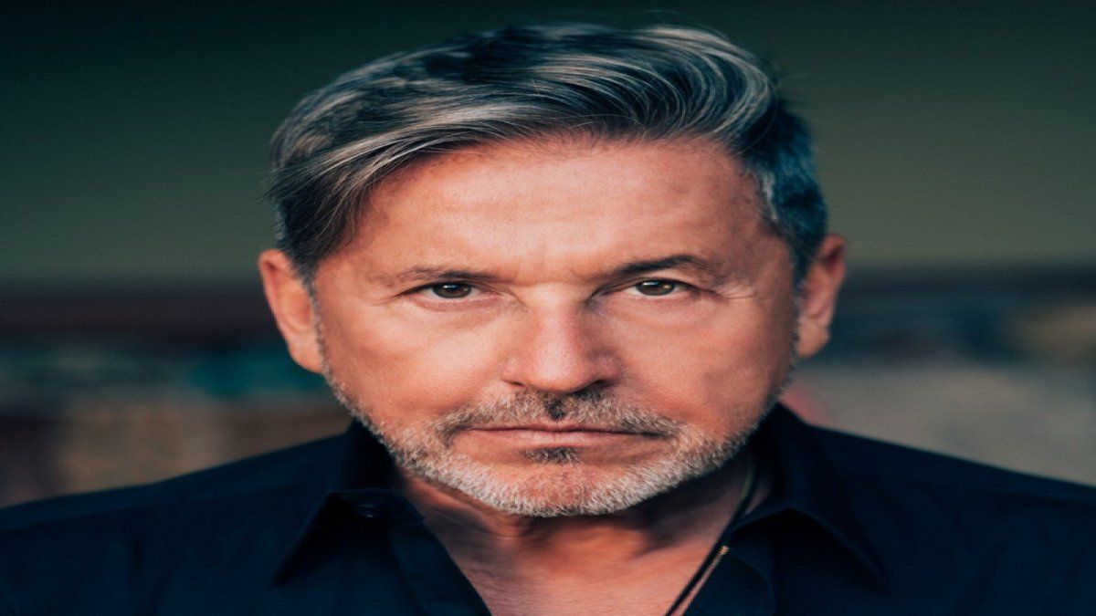 La bronca de Ricardo Montaner con un productor que lo acusó de taparse los oídos con una participante