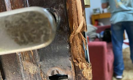 Robo en una vivienda de barrio Fomento 9 de Julio de Santa Fe. Robo en una vivienda de barrio Fomento 9 de Julio de Santa Fe.