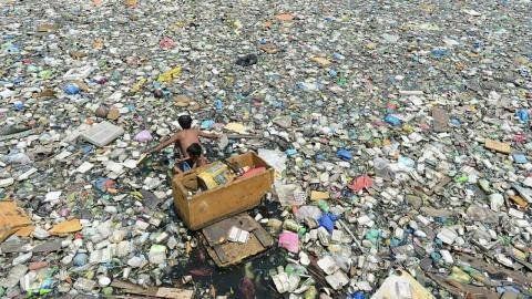 Las islas de basura son un claro ejemplo de las consecuencias de la mala gestión de residuos que perjudica al medioambiente.