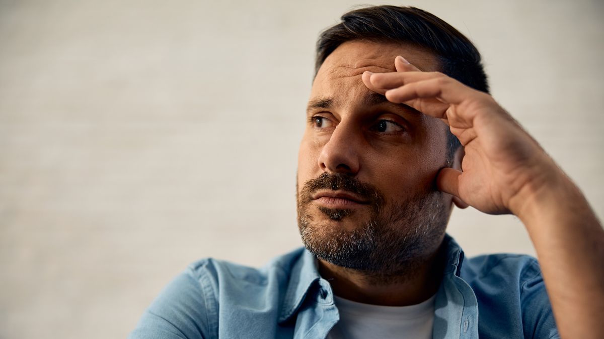 Pensar no es el problema. El problema es no poder parar. Pensar no es el problema. El problema es no poder parar.