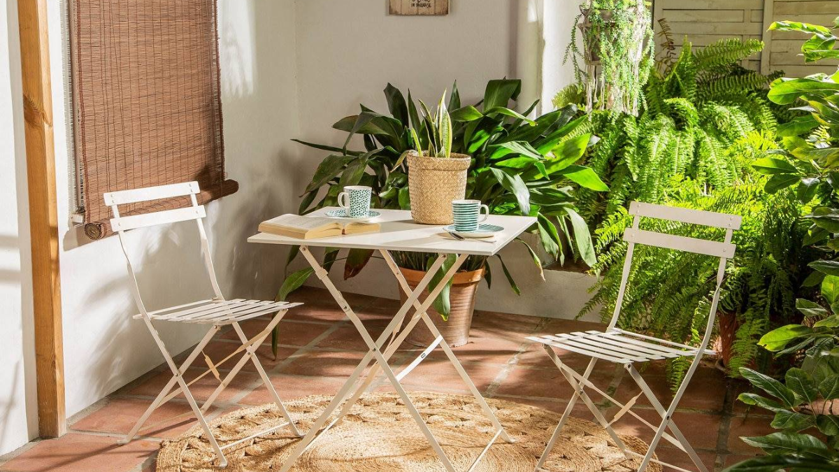 Cómo decorar una terraza pequeña: 4 consejos para tener en cuenta