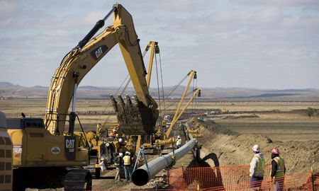 El secretario de Energía, Darío Martínez, anunció que está próxima a licitarse la primera etapa del gasoducto vaca muerta. El secretario de Energía, Darío Martínez, anunció que está próxima a licitarse la primera etapa del gasoducto vaca muerta.