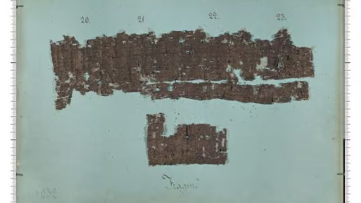 Gracias a la Inteligencia Artificial, se logró leer un papiro destruido en Pompeya, Italia, durante el año 79 d.C. Gracias a la Inteligencia Artificial, se logró leer un papiro destruido en Pompeya, Italia, durante el año 79 d.C.
