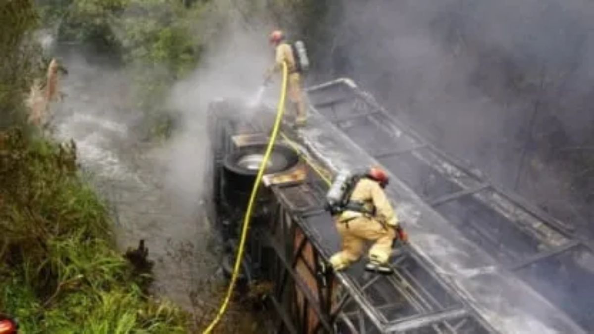 En el accidente murieron 14 personas. En el accidente murieron 14 personas.