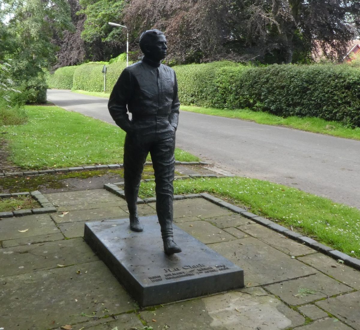 Jim Clark fue el mejor de todos en una época en la que el talento del piloto aún primaba sobre la tecnología. En 1990 ingresó al International Motorsports Hall of Fame, sito en Lincoln, Alabama, Estados Unidos y, en 2002, al Scottish Sports Hall of Fame, ubicado en el Museo Nacional de Escocia, en Edimburgo. Asimismo, el viernes 30 de mayo de 1997, se inauguró una estatua de bronce –y en tamaño real, obra del escultor David Annad– que perpetúa su memoria en su Kilmany natal.