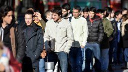 Por la crisis cambiaria se perdieron 17.000 empleos Por la crisis cambiaria se perdieron 17.000 empleos