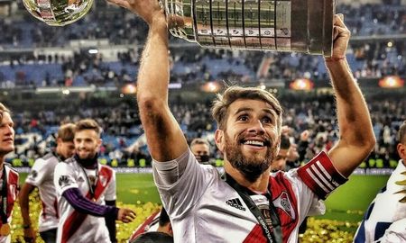 El partido homenaje enfrentará a ganadores de las ediciones 2015 y 2018 de la Libertadores y a otros ídolos de River y amigos de Leo. El partido homenaje enfrentará a ganadores de las ediciones 2015 y 2018 de la Libertadores y a otros ídolos de River y amigos de Leo.