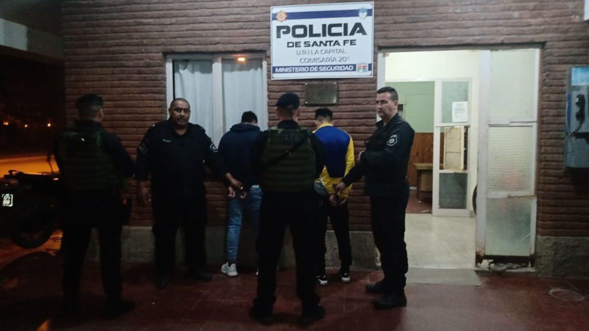 Los uniformados debieron pedir colaboración para el traslado de los detenidos