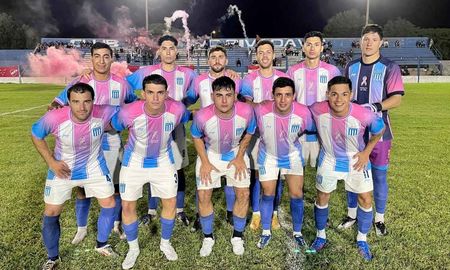 Racing de Teodelina, uno de los equipos que busca los cuartos de final. Racing de Teodelina, uno de los equipos que busca los cuartos de final.