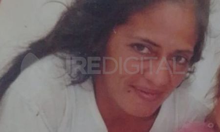 Busca a una mujer de Santa Fe que salió el viernes de su casa y no regresó. Busca a una mujer de Santa Fe que salió el viernes de su casa y no regresó.