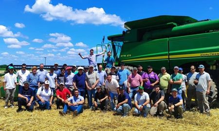 La diplomatura busca formar operadores calificados, capaces de utilizar y mantener equipos agrícolas con criterios técnicos, seguros y actualizados. La diplomatura busca formar operadores calificados, capaces de utilizar y mantener equipos agrícolas con criterios técnicos, seguros y actualizados.