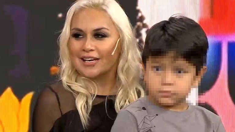 Verónica Ojeda y Dieguito Fernando.