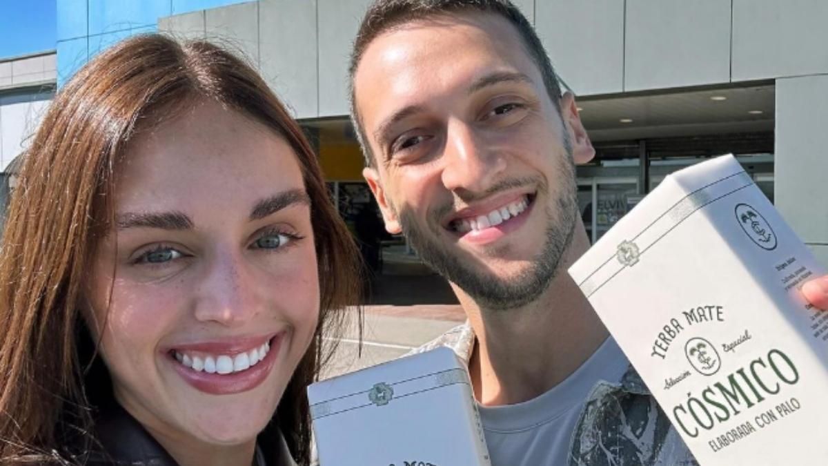 Hernán Regiardo es el creador de la yerba Cósmico.