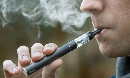 Un joven murió por la explosión de un cigarrillo electrónico: era la primera vez que lo usaba