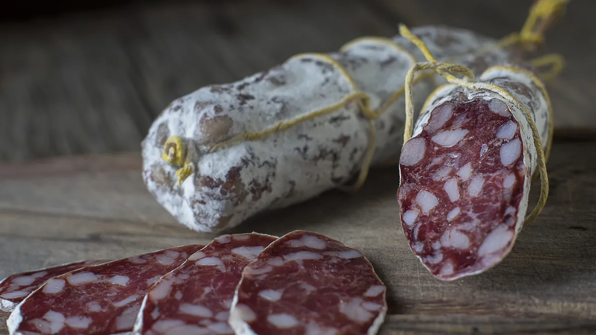 Atención la ASSAL prohíbe el consumo de un salame por mal estado&nbsp;