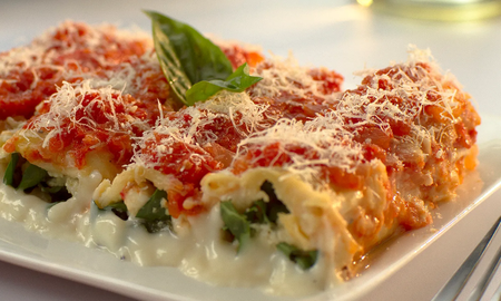 Canelones de espinaca y ricota caseros. Canelones de espinaca y ricota caseros.