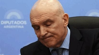 Diputados autorizó los allanamientos y encontraron un contrato por un millón de dólares que complica a Espert