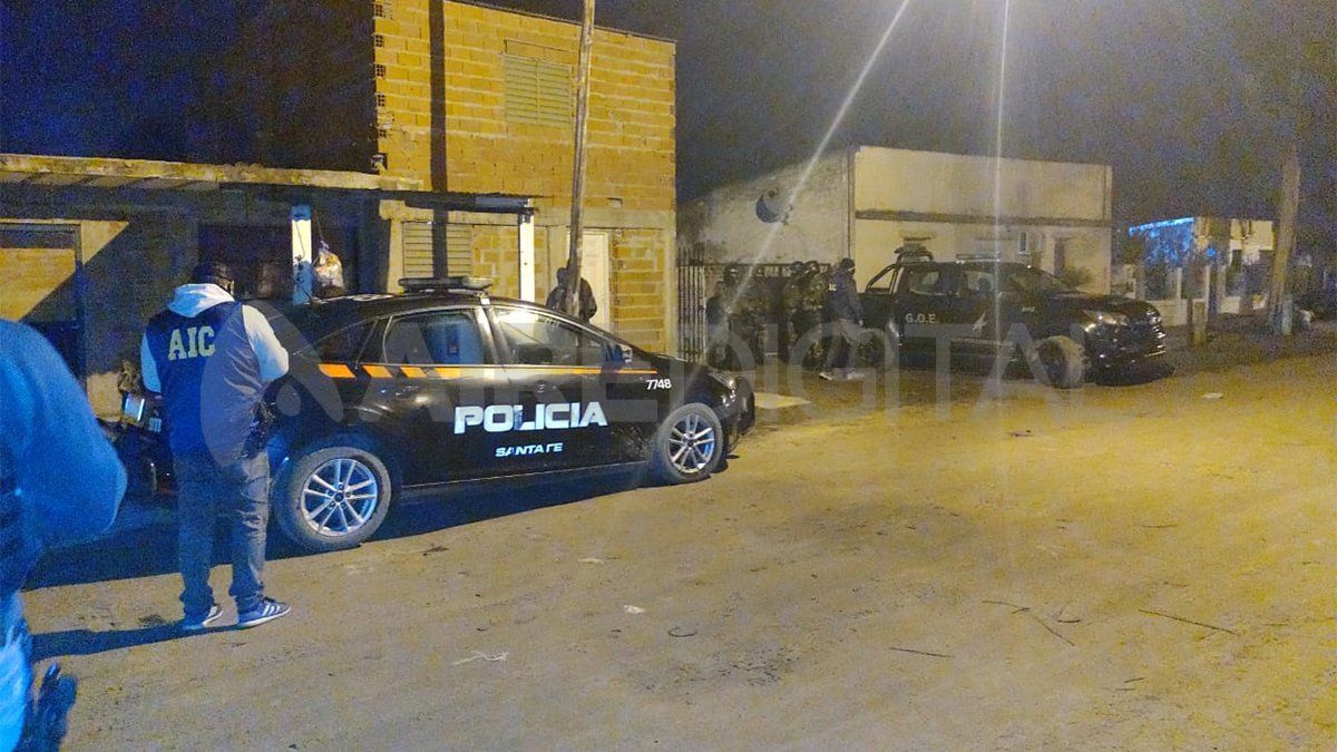 Dos allanamientos se realizaron este miércoles en La Guardia en el marco de una causa que investiga el homicidio de Julio Farías