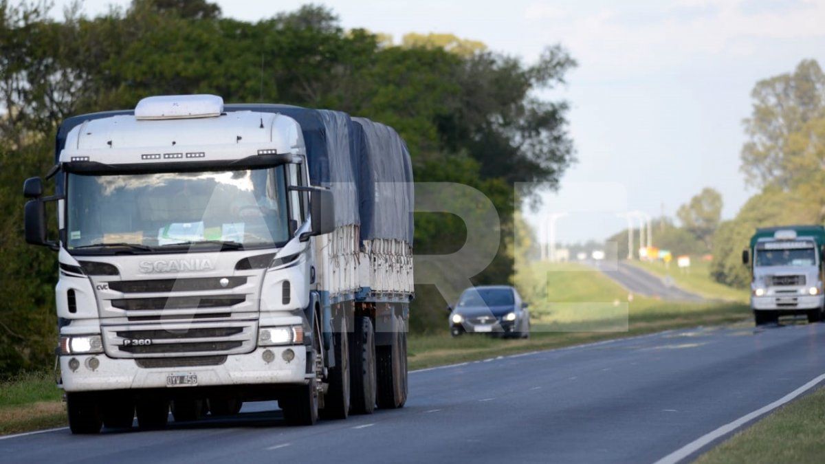La Federación de Transportadores Argentinos para ante el desabastecimiento de gasoil