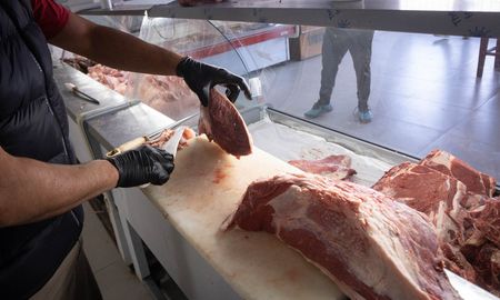 Con el alza registrada en octubre, los precios de la carne duplicaron en un año al índice general del INDEC. Con el alza registrada en octubre, los precios de la carne duplicaron en un año al índice general del INDEC.