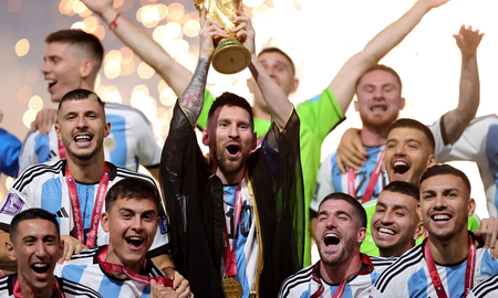 Luego de la obtención del Mundial de Qatar 2022, la Selección Argentina se prepara para festejar en la Ciudad de Buenos Aires donde irán hasta el Obelisco. Luego de la obtención del Mundial de Qatar 2022, la Selección Argentina se prepara para festejar en la Ciudad de Buenos Aires donde irán hasta el Obelisco.