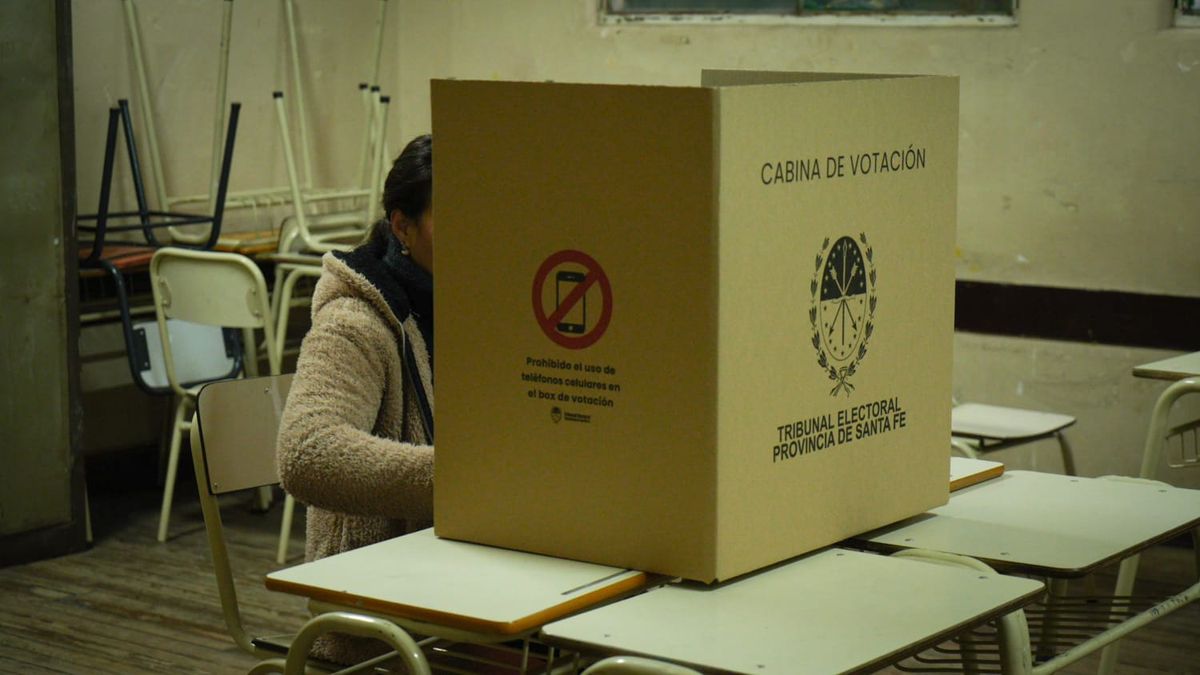 Todas las mesas habilitadas y jornada normal en la provincia